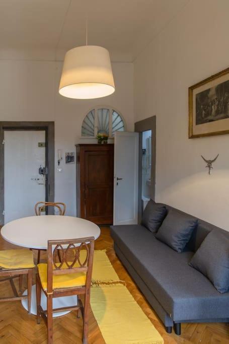 Elegant Apartment Outside Ztl & 10Min From Center Florence Buitenkant foto