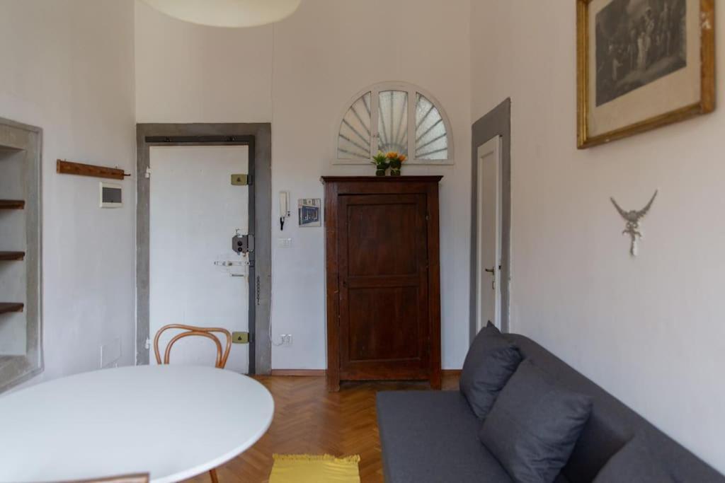 Elegant Apartment Outside Ztl & 10Min From Center Florence Buitenkant foto